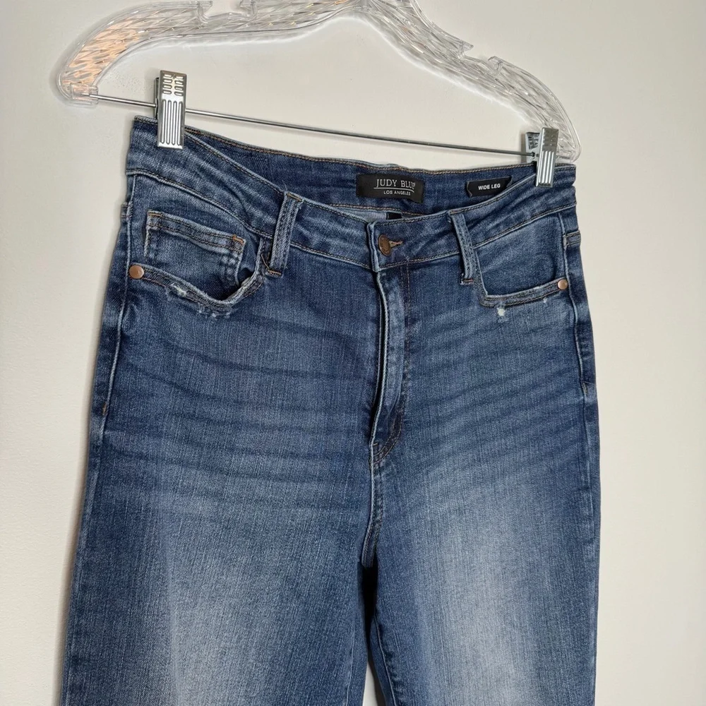 Judy Blue Wide Leg Crop Distressed Jeans